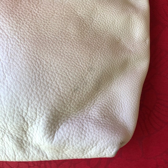 Michael Kors- White Leather Crossbody - Picture 7 of 10